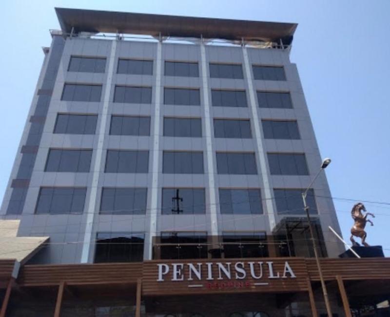 Hotel Peninsula Redpine Мумбаи Экстерьер фото